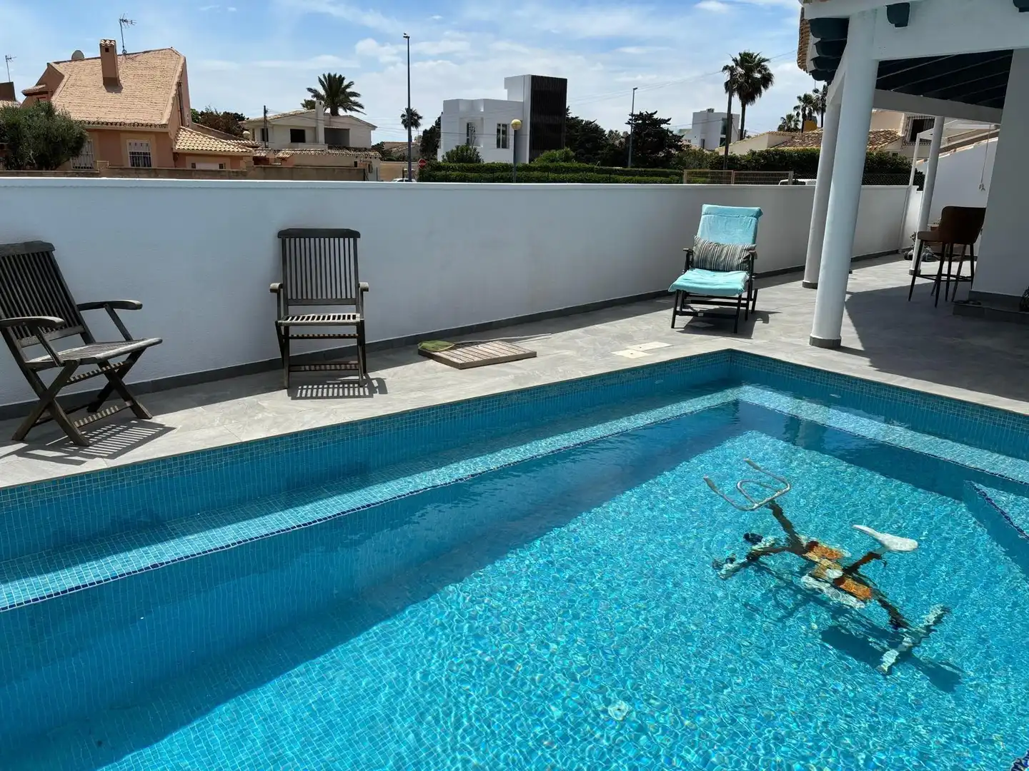 Piscina de Casa o xalet en venda en Torrevieja amb Aire condicionat, Calefacció i Jardí privat