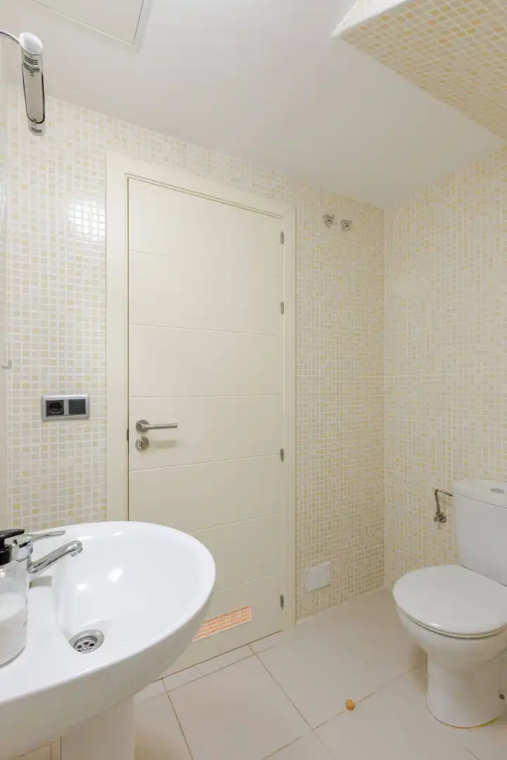 Baño de Casa adosada en venta en Agaete con Jardín privado, Terraza y Amueblado