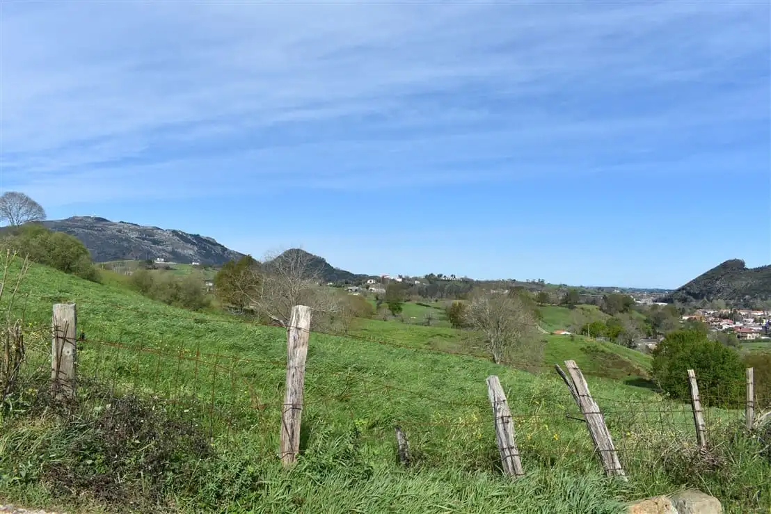 Finca rústica de alquiler en Medio Cudeyo con Jardín privado y Amueblado