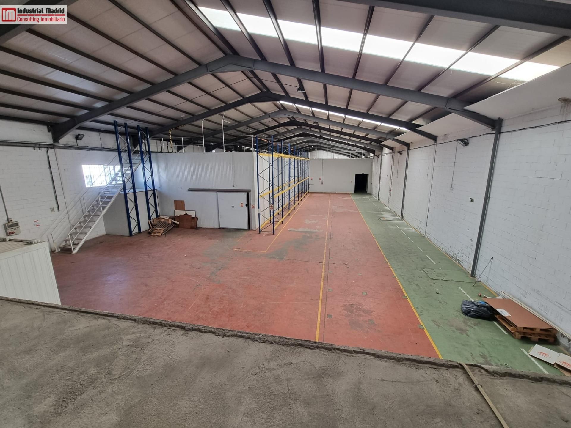 Nau industrial en venda en Arganda del Rey