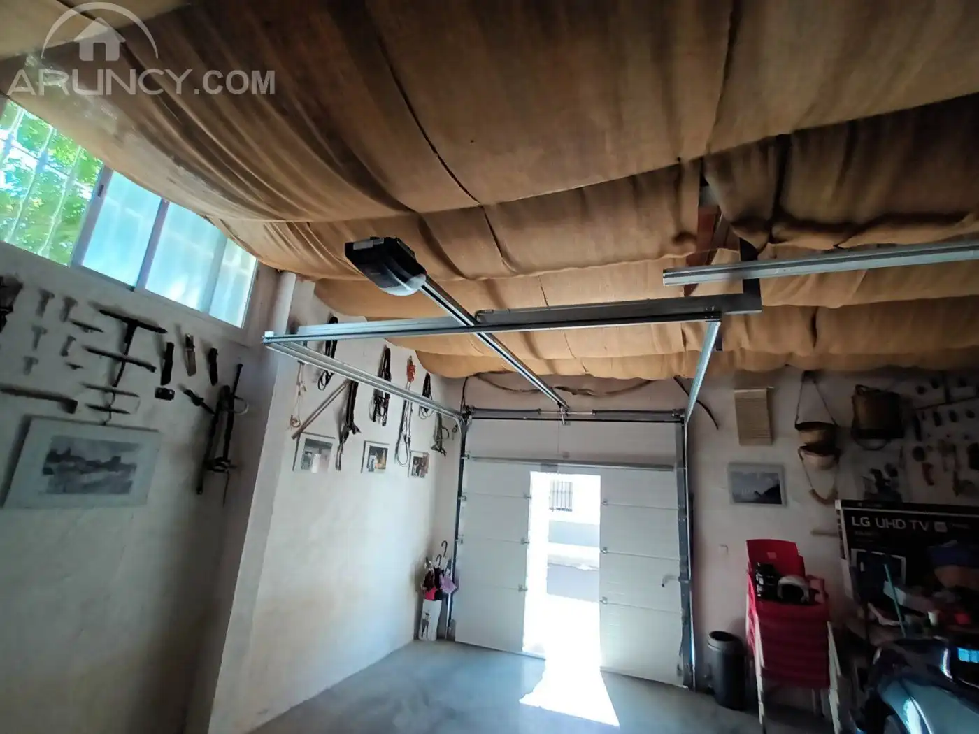 Parking of Houses for sale in Utrera  with Air Conditioner and Terrace