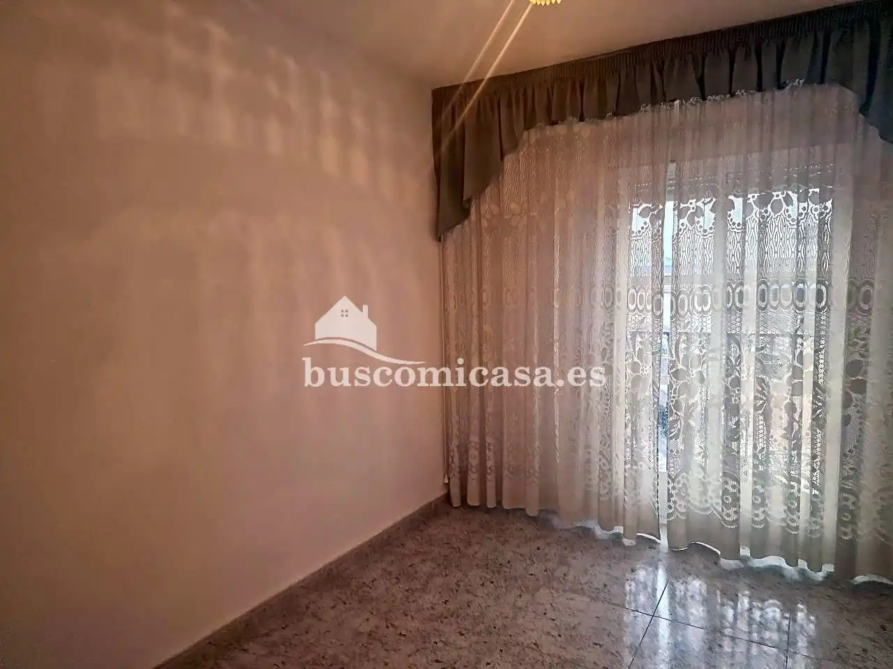 Habitación de Piso en venta en Los Villares con Calefacción, Amueblado y Balcón