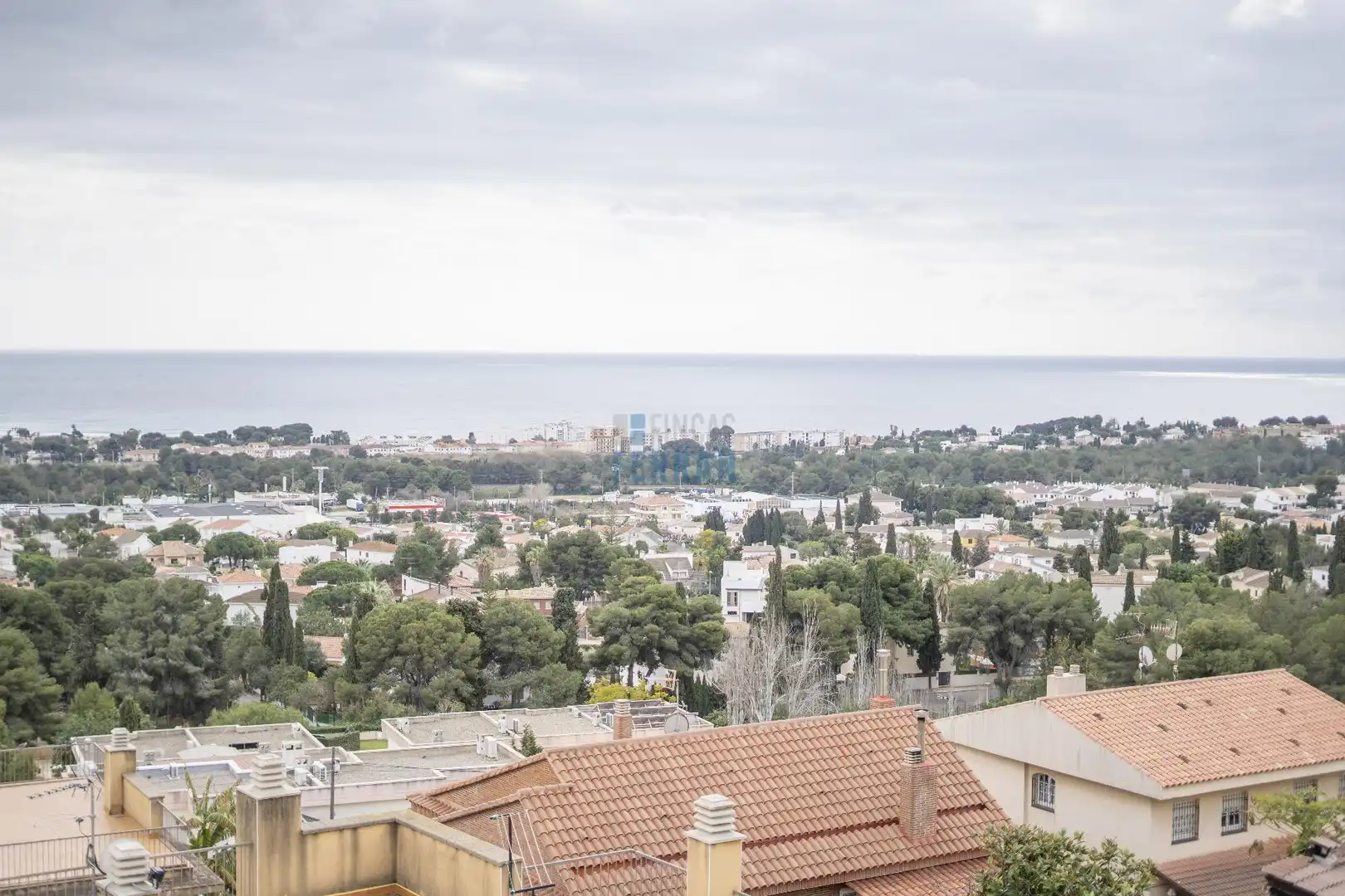 Vista exterior de Casa o xalet en venda en El Vendrell amb Calefacció, Terrassa i Traster