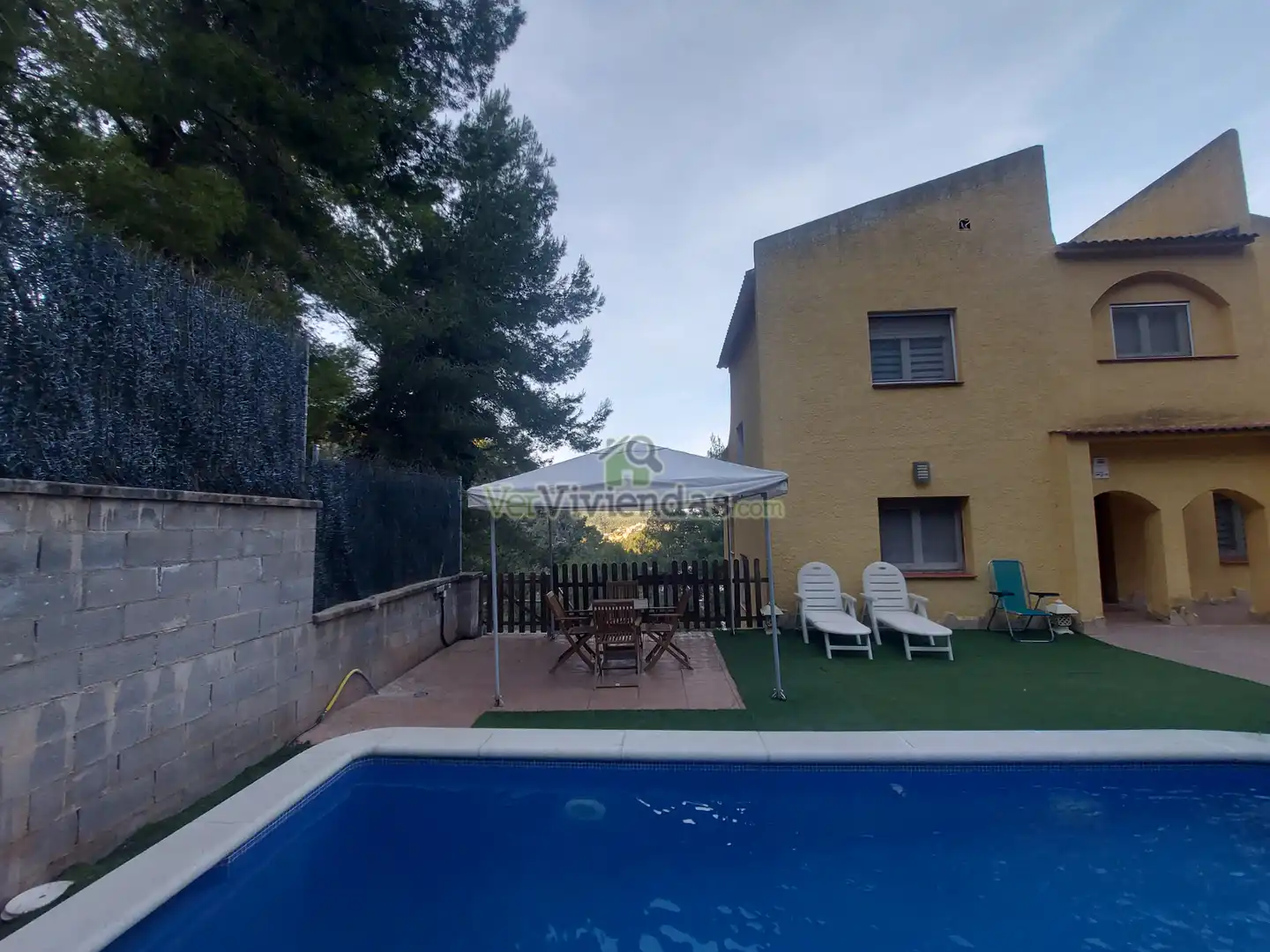 Piscina de Casa o chalet en venta en Vallirana con Calefacción, Jardín privado y Terraza