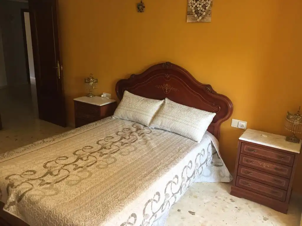 Habitación de Piso en venta en Valencia con Amueblado y Balcón