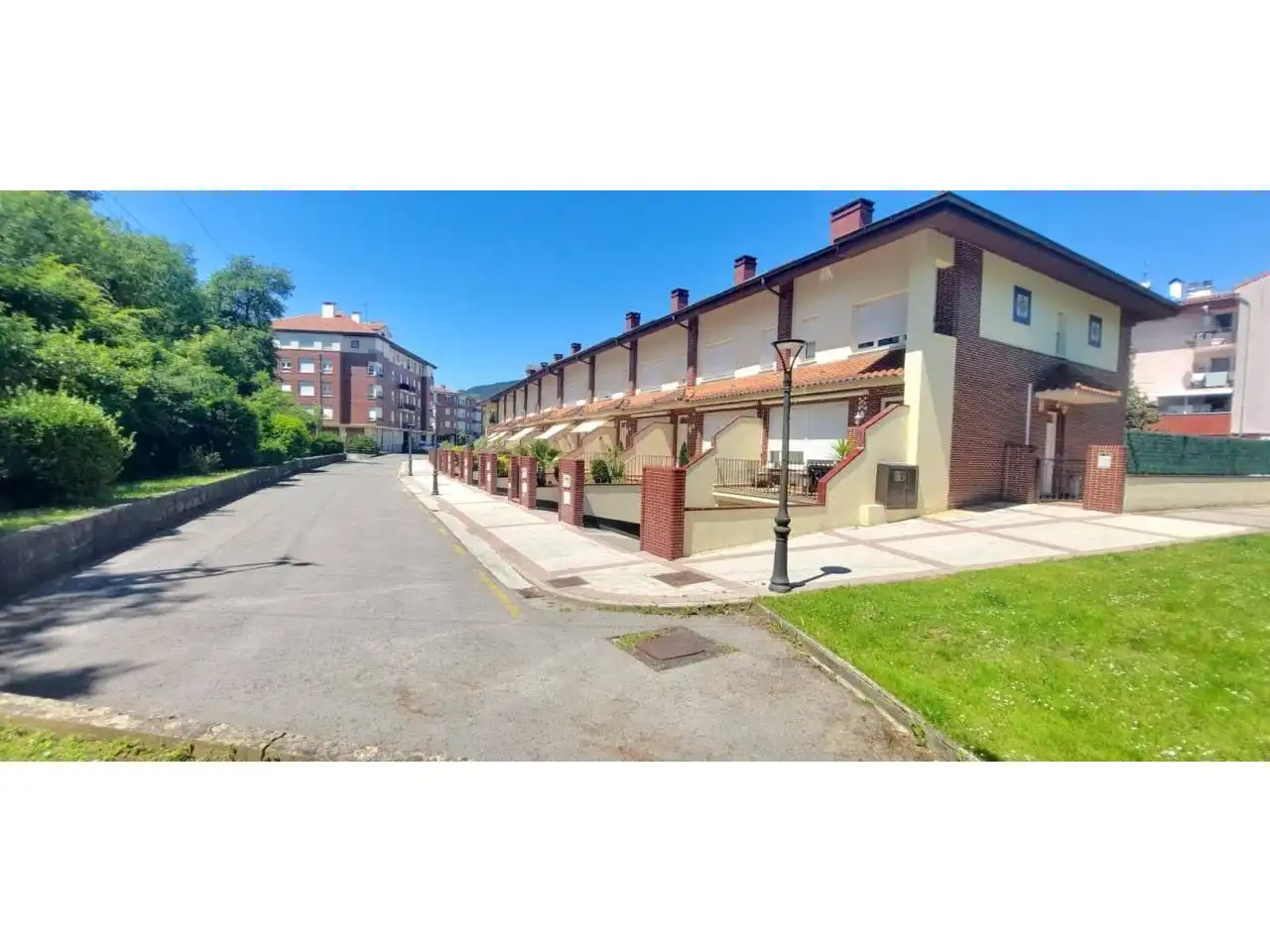 Vista exterior de Pis en venda en Igorre amb Calefacció, Jardí privat i Terrassa