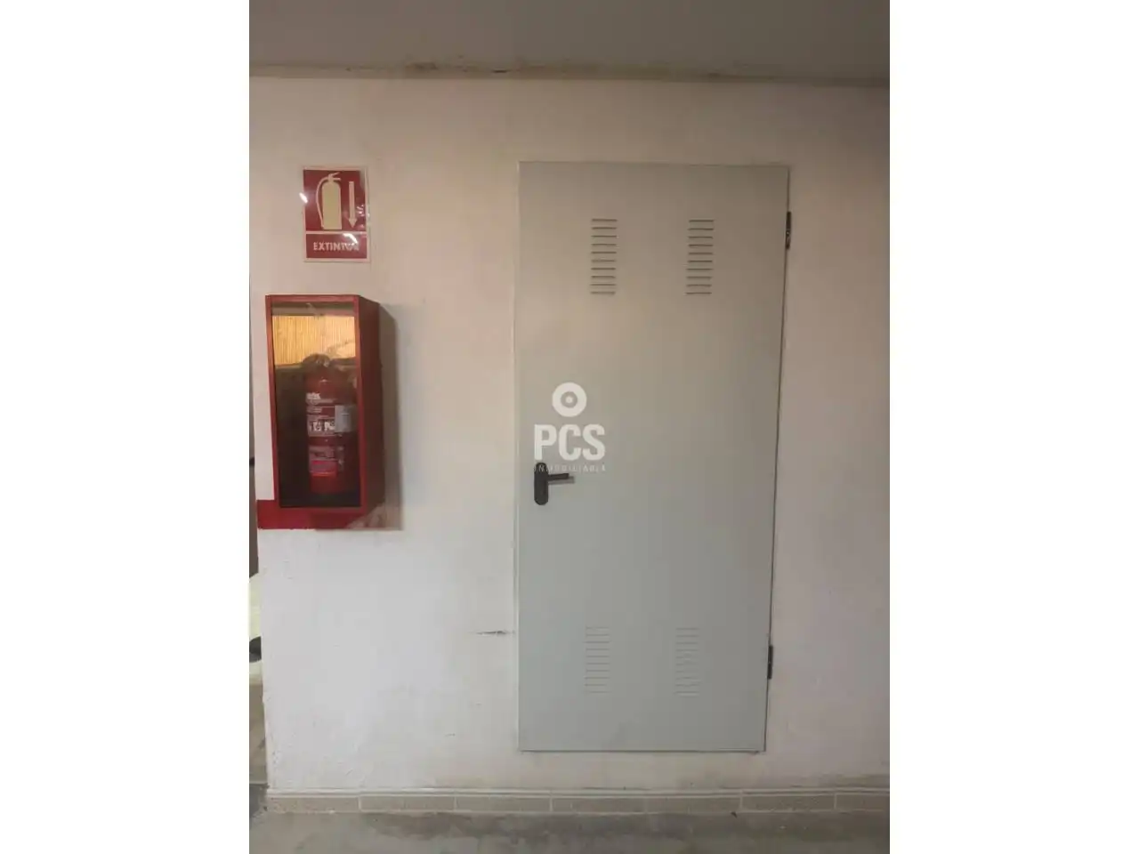 Aparcament de Pis en venda en Mazarrón amb Traster