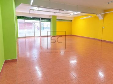 Gewerbefläche zum Verkauf in Porta Nova
