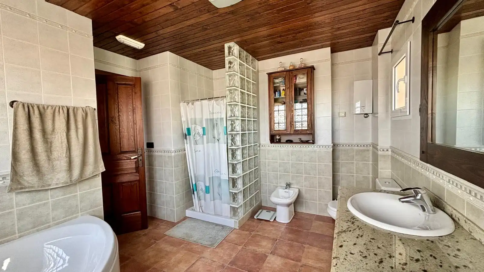 Baño de Casa o chalet en venta en Cartagena con Calefacción, Jardín privado y Terraza