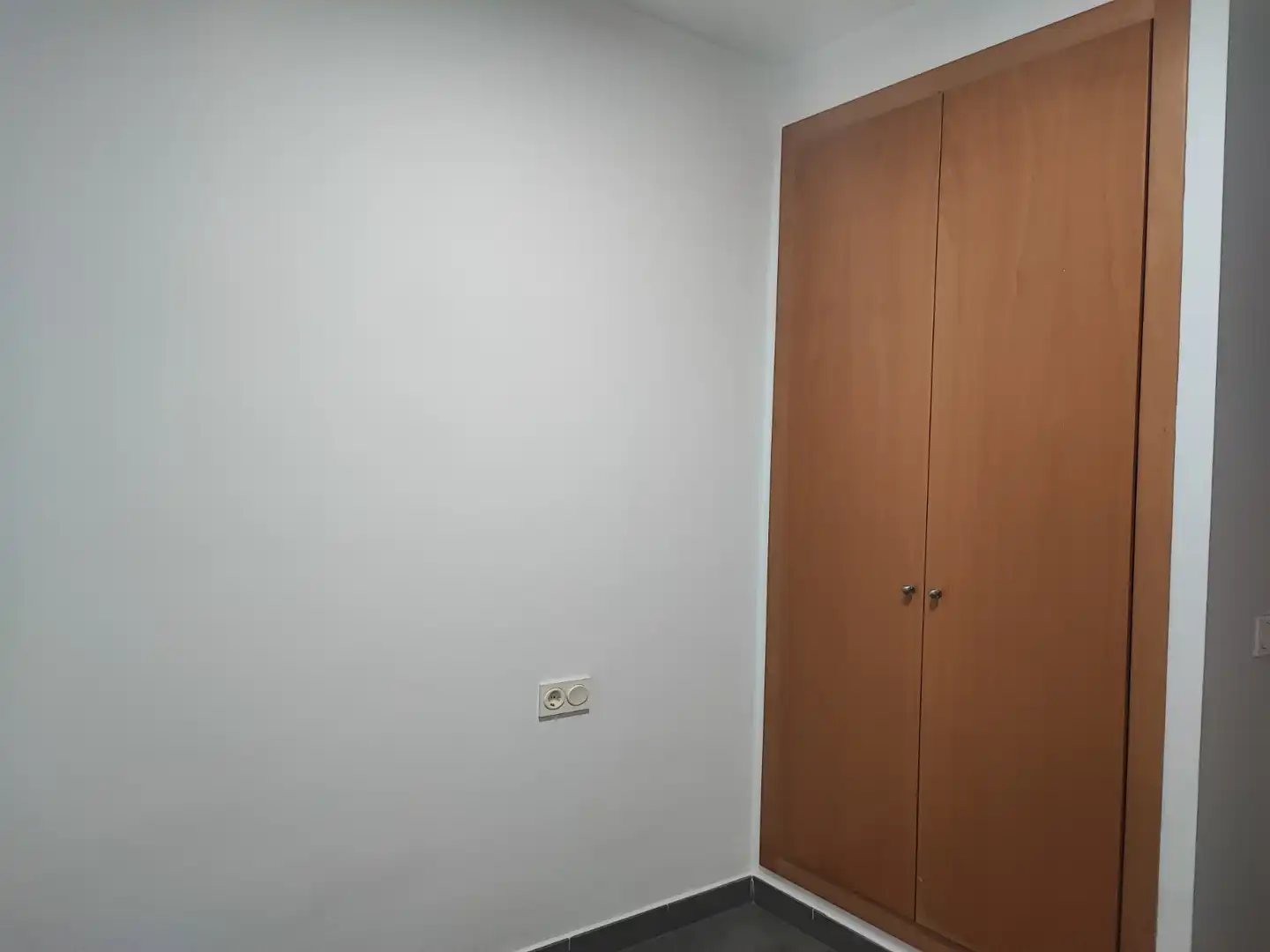 Schlafzimmer von Dachboden zum Verkauf in Vila-real mit Heizung, Terrasse und Abstellraum