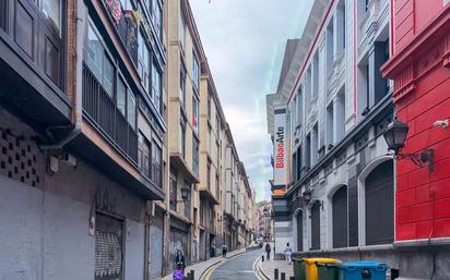 Vista exterior de Pis en venda en Bilbao 