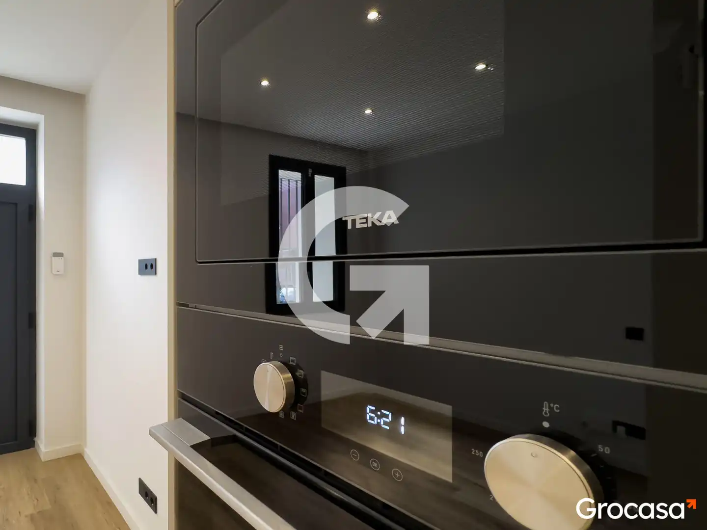 Cocina de Piso en venta en Barcelona con Aire acondicionado, Calefacción y Horno