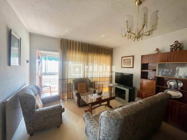 Piso en Venta en de Jayena en Orcasur - 12 de Octubre