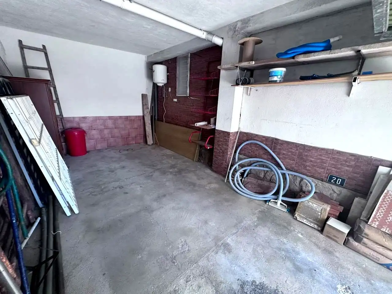 Haus zum Verkauf in Benicasim / Benicàssim mit Klimaanlage, Privatgarten und Terrasse