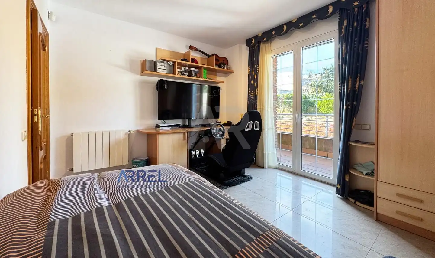 Habitación de Casa o chalet en venta en Vallromanes con Jardín privado, Terraza y Piscina