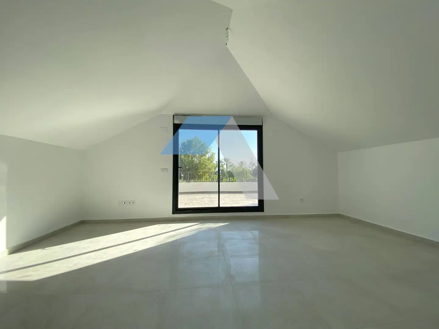 Living room of Houses for sale in San Vicente del Raspeig / Sant Vicent del Raspeig  with Private garden, Terrace and Swimming Pool