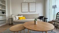 Living room of Flat to rent in  Barcelona Capital  with Air Conditioner, Heating and Balcony