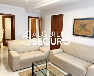 Sala d'estar de Pis de lloguer en Cuenca Capital amb Calefacció i Moblat