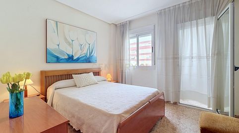 Foto 4 de Apartamento en venta en Calle San Julián, 4, Torrevieja, Spain, 4, Puerto Deportivo, Torrevieja