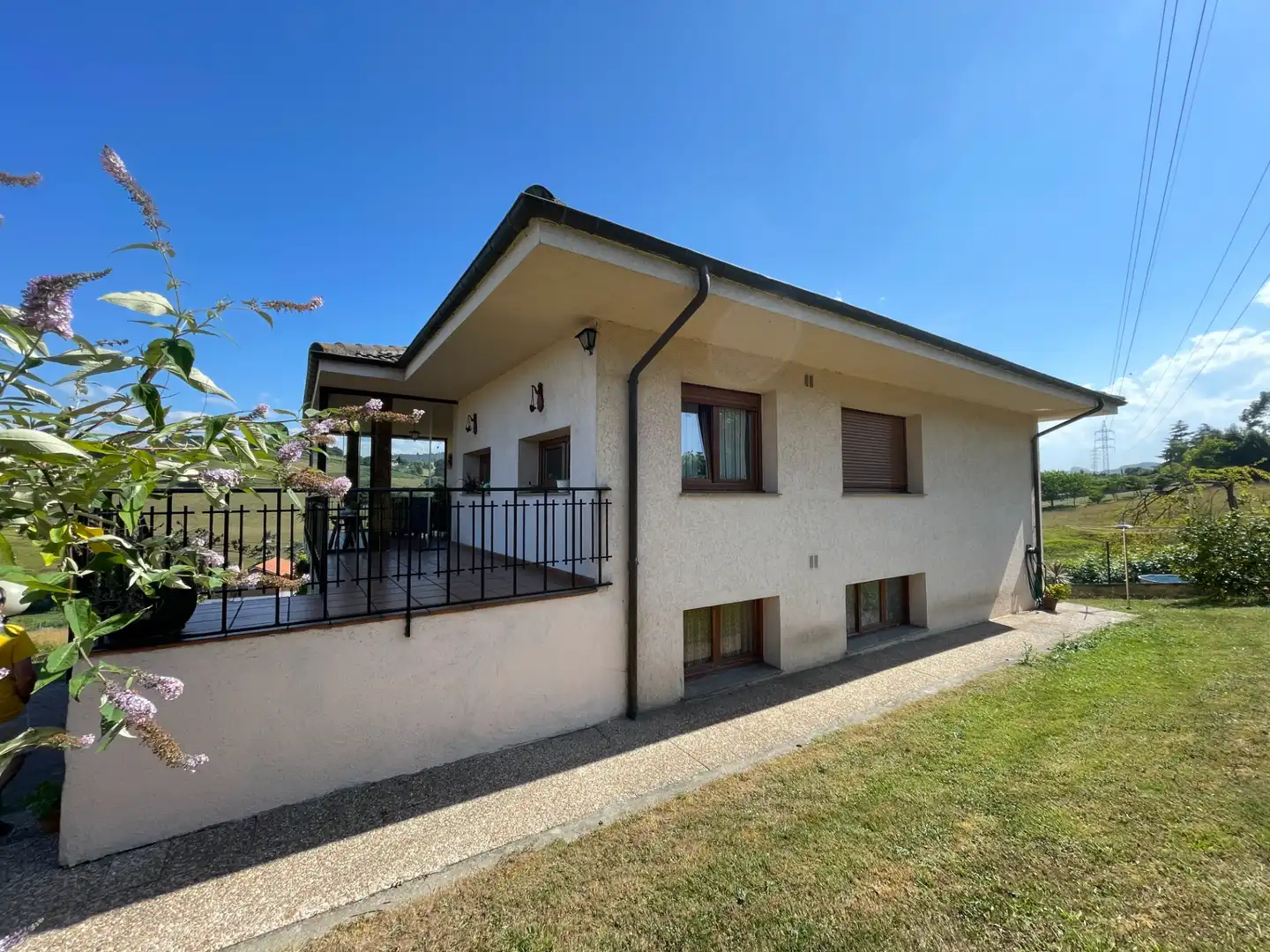 Vista exterior de Casa o chalet en venta en Gijón  con Calefacción, Jardín privado y Terraza