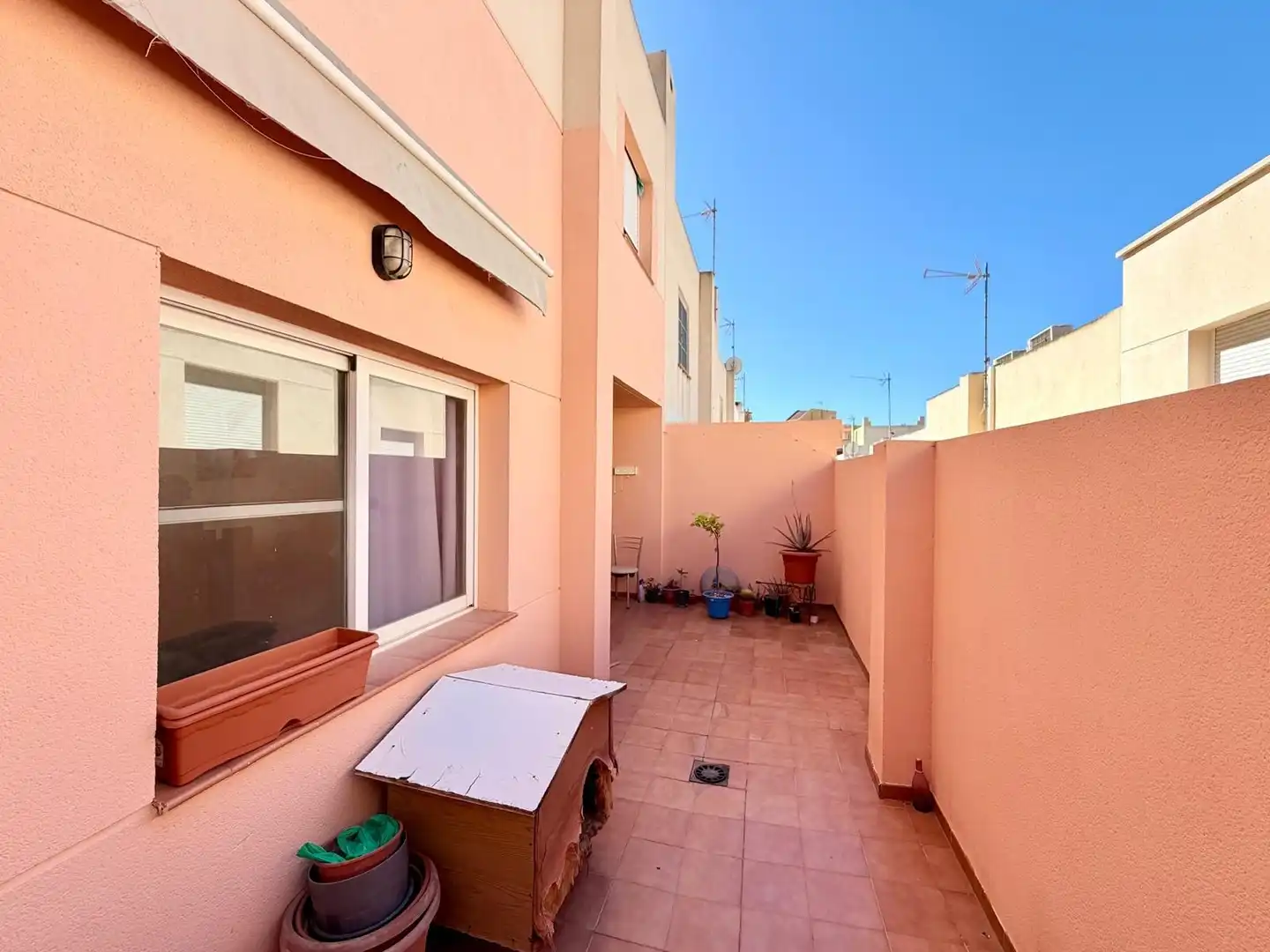 Balcony of Detached homes for sale in Roquetas de Mar