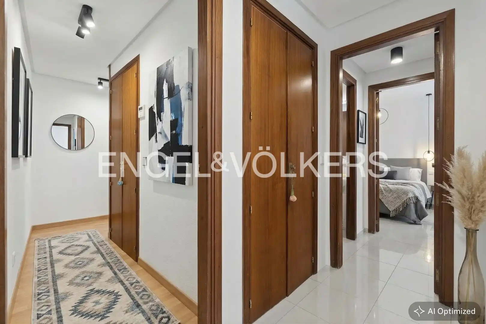 Flat for sale in Sevilla  with Air Conditioner, Heating and Balcony
