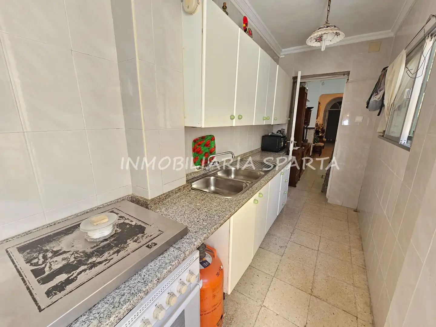Cocina de Casa adosada en venta en Santiponce con Terraza, Trastero y Balcón