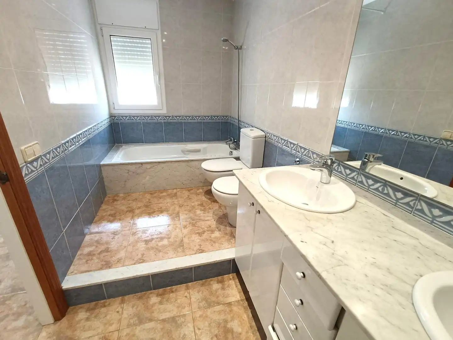 Baño de Casa o chalet de alquiler en Mataró con Aire acondicionado, Calefacción y Jardín privado