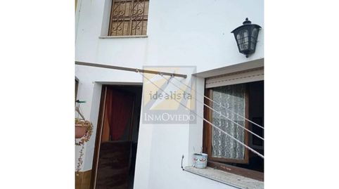 Foto 2 de Casa adosada en venta en Calle Aldea San Vicente, Cabranes, Asturias