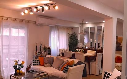 Living room of Flat for sale in Gandia  with Air Conditioner, Heating and Terrace