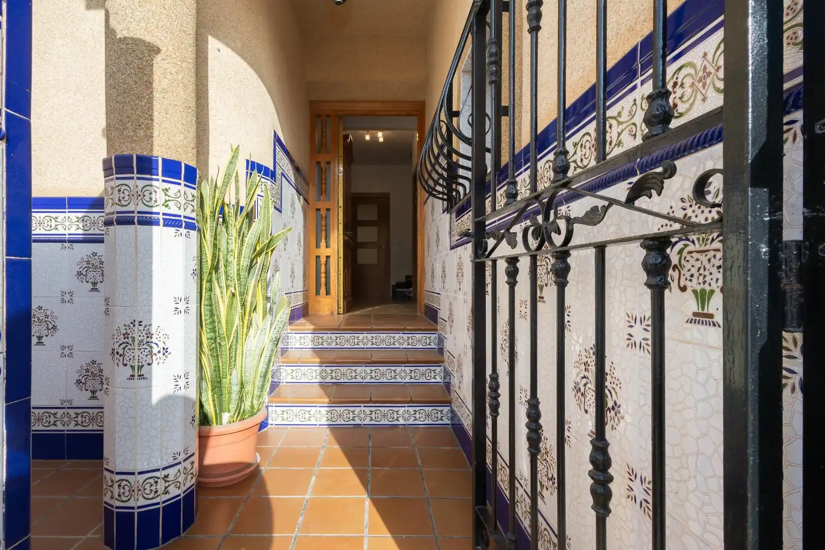Casa adosada en venda en Roquetas de Mar amb Aire condicionat, Terrassa i Balcó
