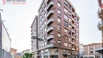 Vista exterior de Pis en venda en Torrelavega  amb Calefacció, Terrassa i Traster