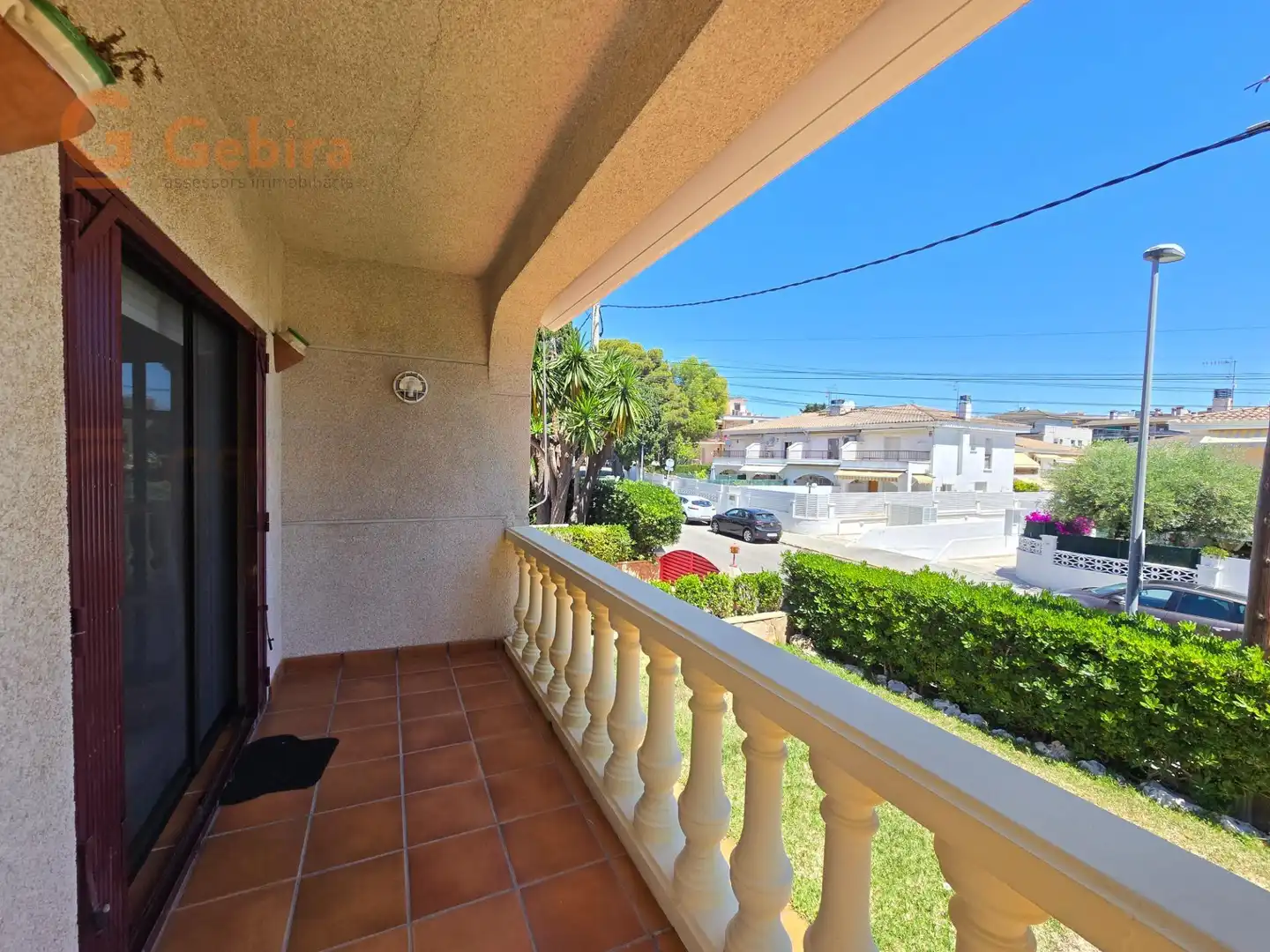 Vista exterior de Casa o xalet en venda en Cunit amb Aire condicionat, Calefacció i Terrassa