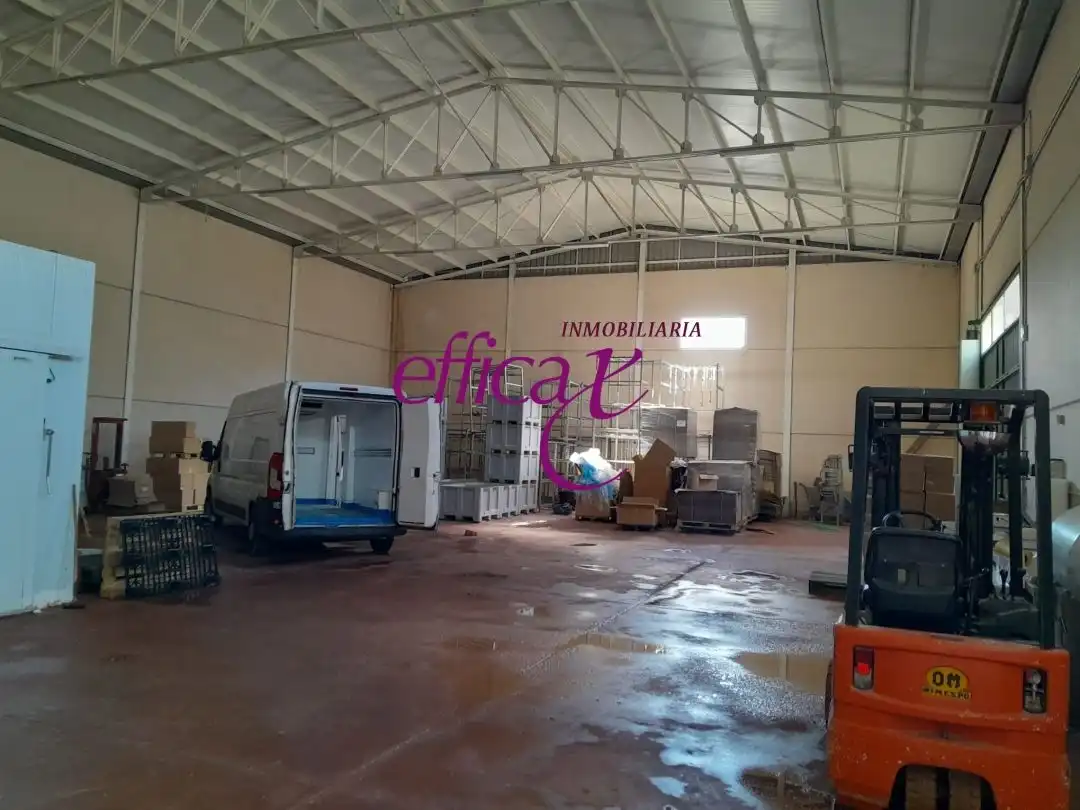 Nau industrial en venda a Torrijos, imagen 2