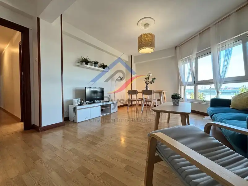 Flat with terrace to rent in Calle Marqués de la Hermida, imagen 5
