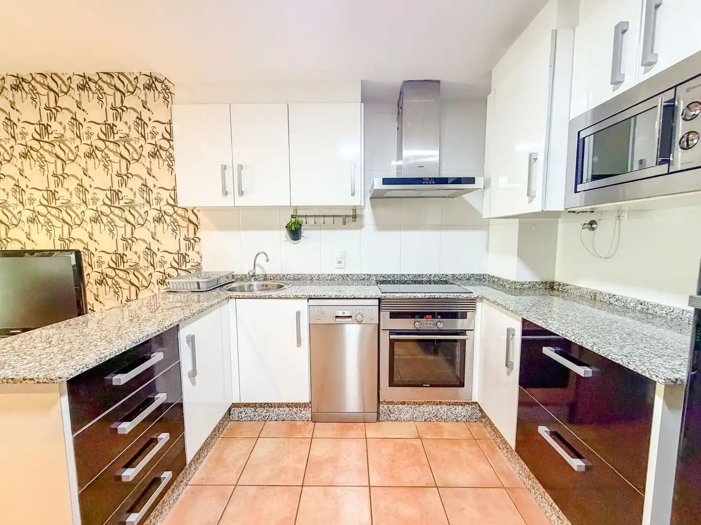 Cocina de Apartamento en venta en Elda con Calefacción y Amueblado