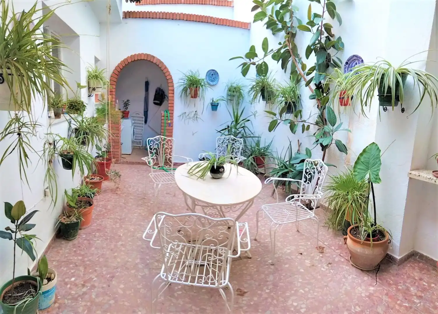 Houses for sale in Cuevas Bajas