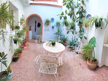 Casa amb balcó en venda a Cuevas Bajas