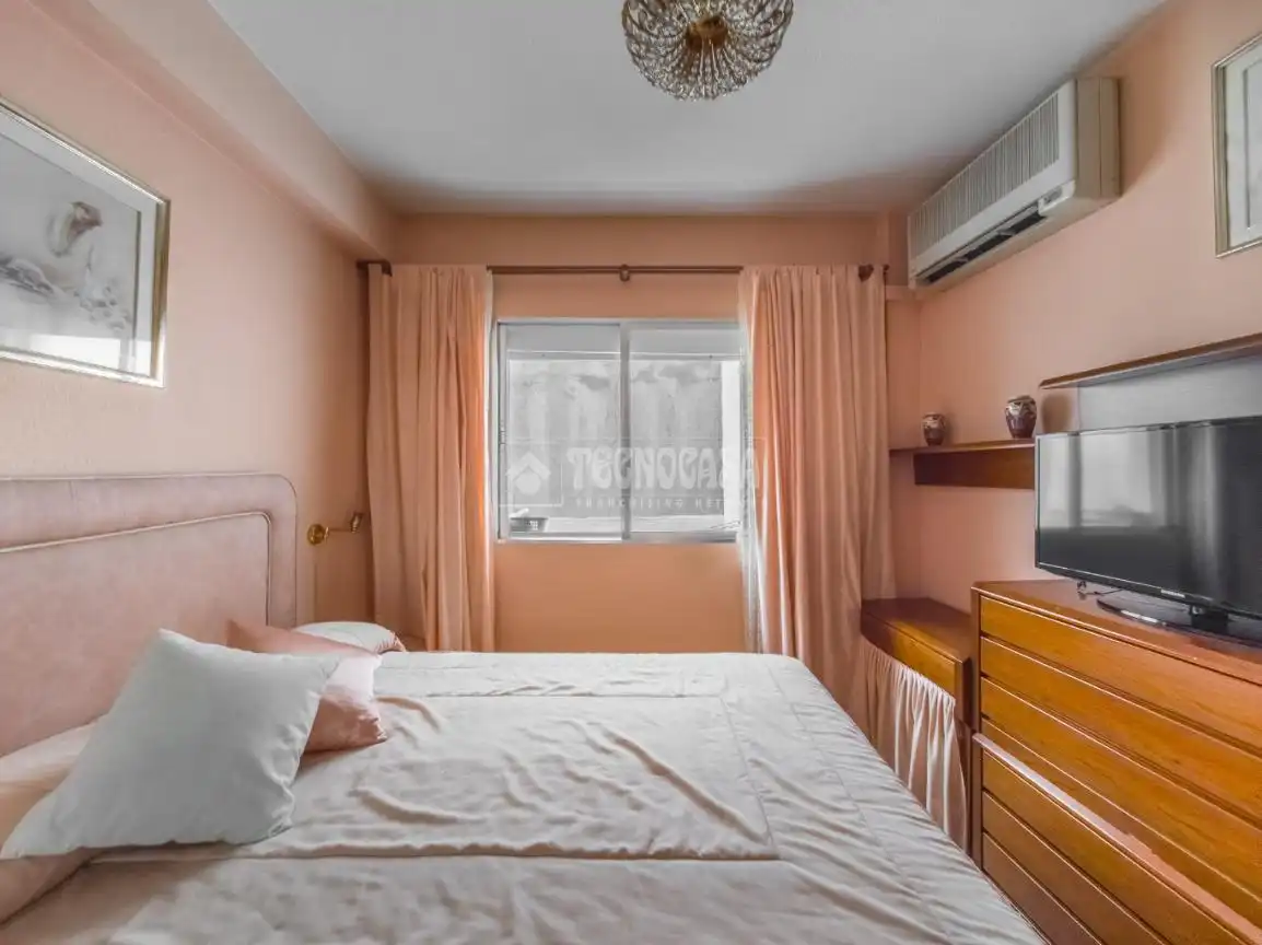 Habitación de Piso en venta en Madrid con Aire acondicionado, Calefacción y Balcón
