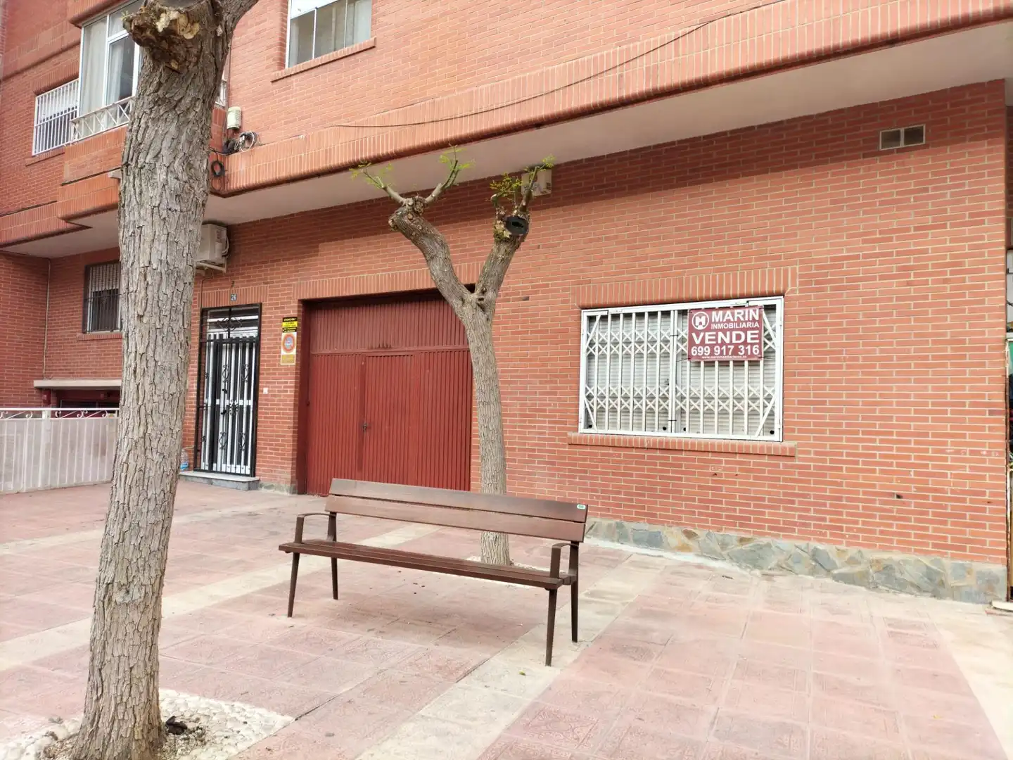 Local comercial en venda a Cox