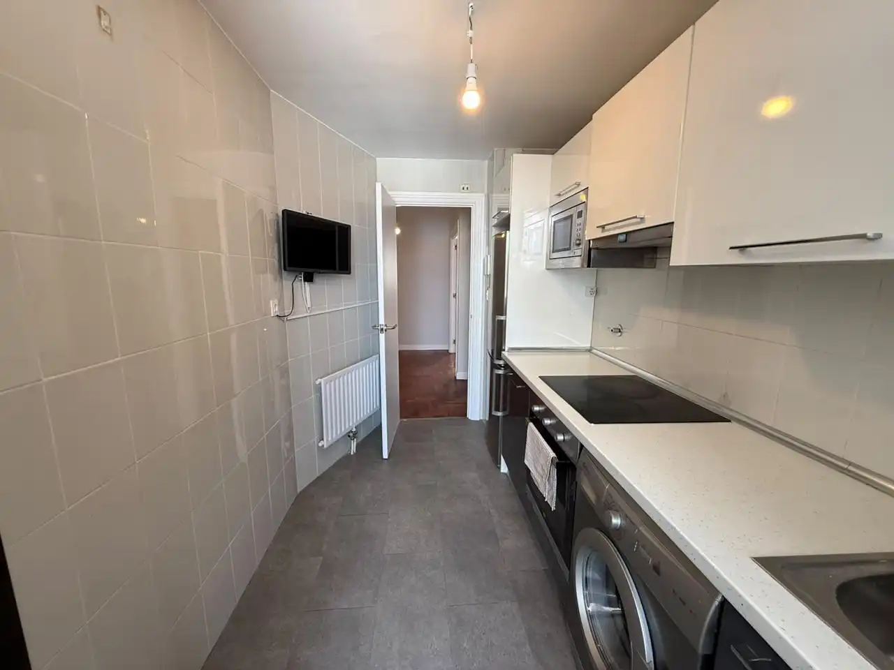 Cocina de Piso en venta en Castro-Urdiales con Calefacción, Parquet y Balcón