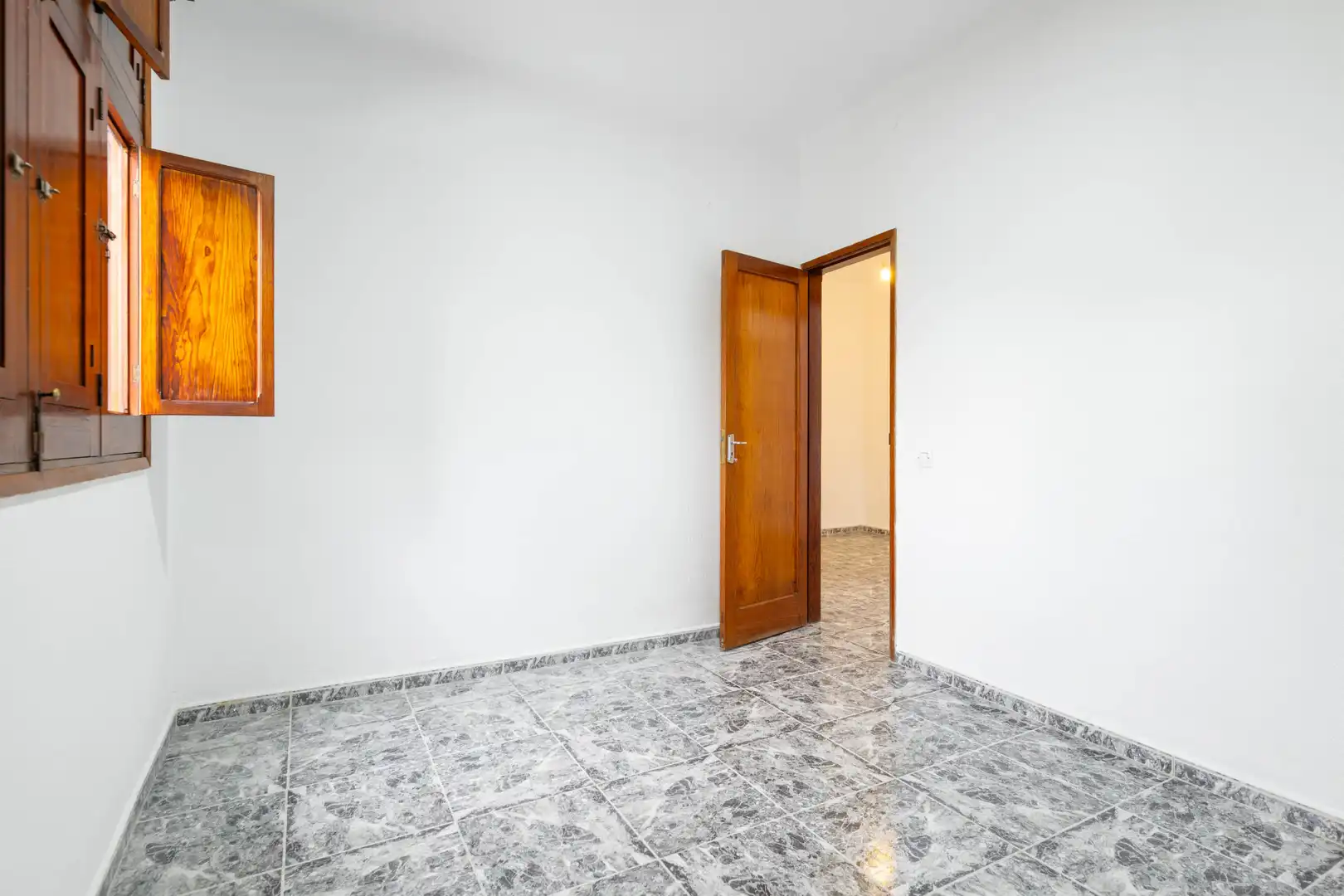Reihenhaus zum Verkauf in Santidad, imagen 24