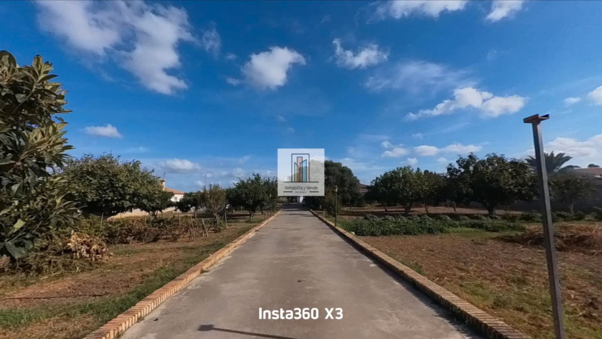 House or chalet for sale in Chiclana de la Frontera  with Air Conditioner, Private garden and Storage room
