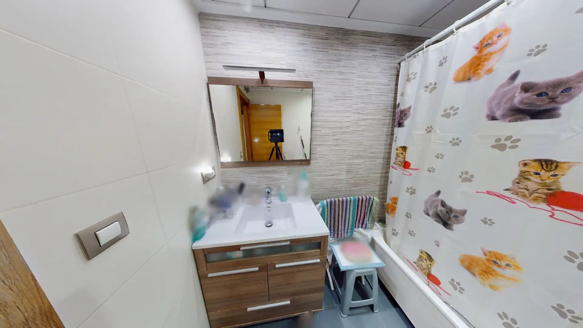 Baño de Piso en venta en Elche / Elx con Amueblado, Horno y Lavadora