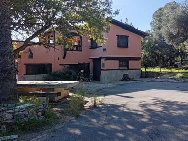 Casa amb balcó en venda a Partida Benadresa