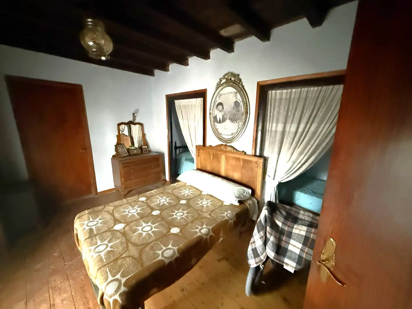 Habitación de Casa adosada en venta en Campoo de Enmedio con Jardín privado, Terraza y Trastero
