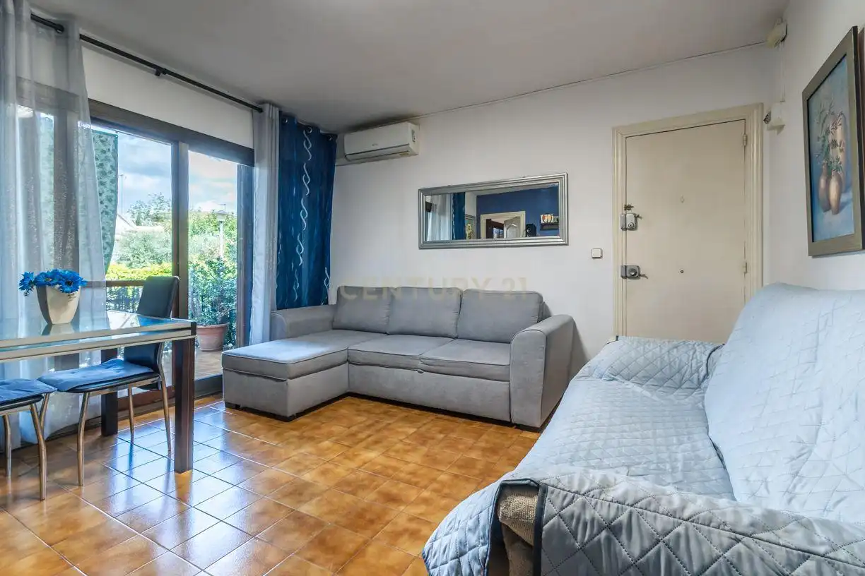 Bedroom of Apartments for sale in El Vendrell  with Air Conditioner and Oven