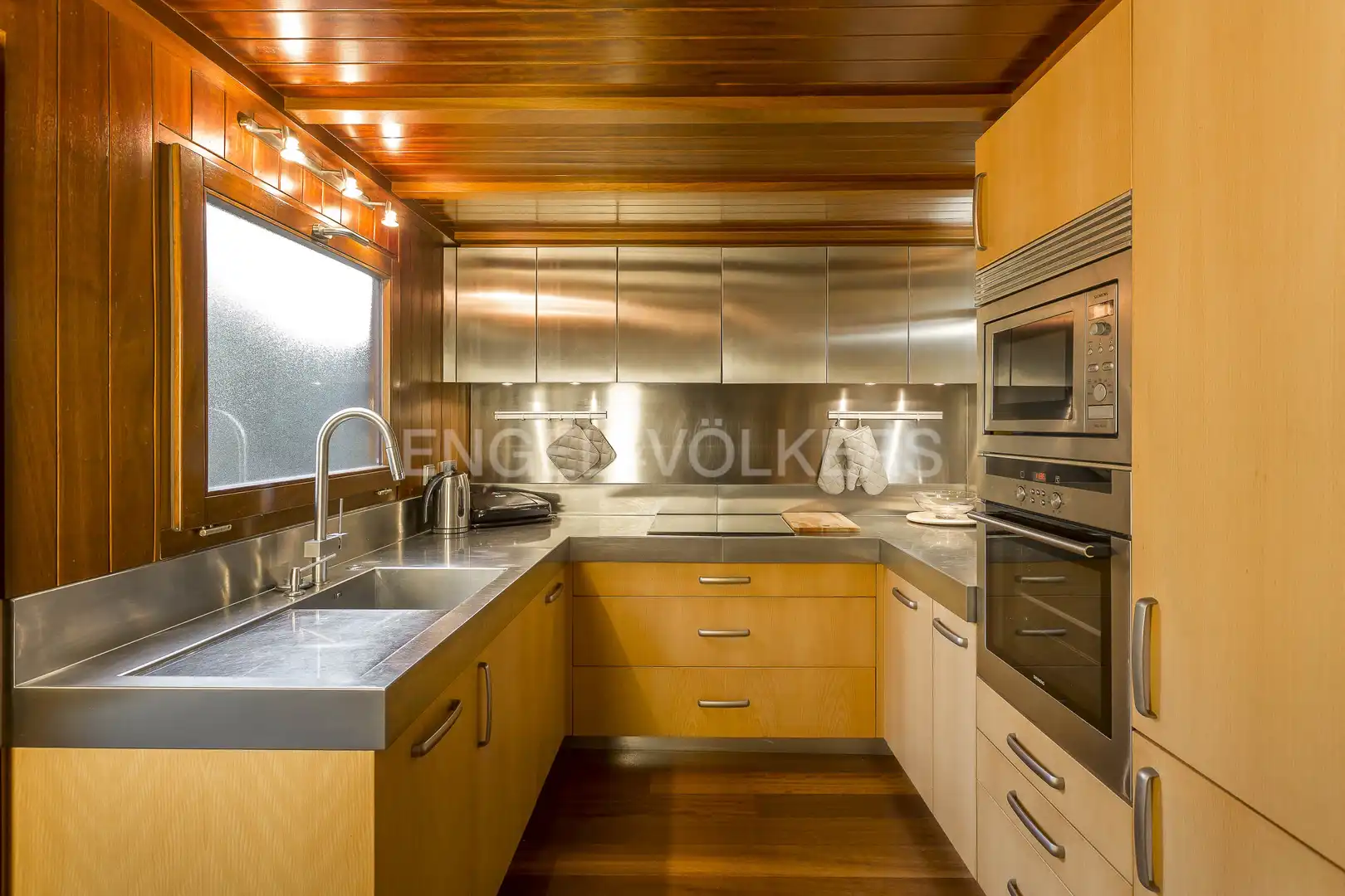 Cuina de Casa o xalet de lloguer en Madrid amb Aire condicionat, Calefacció i Parquet