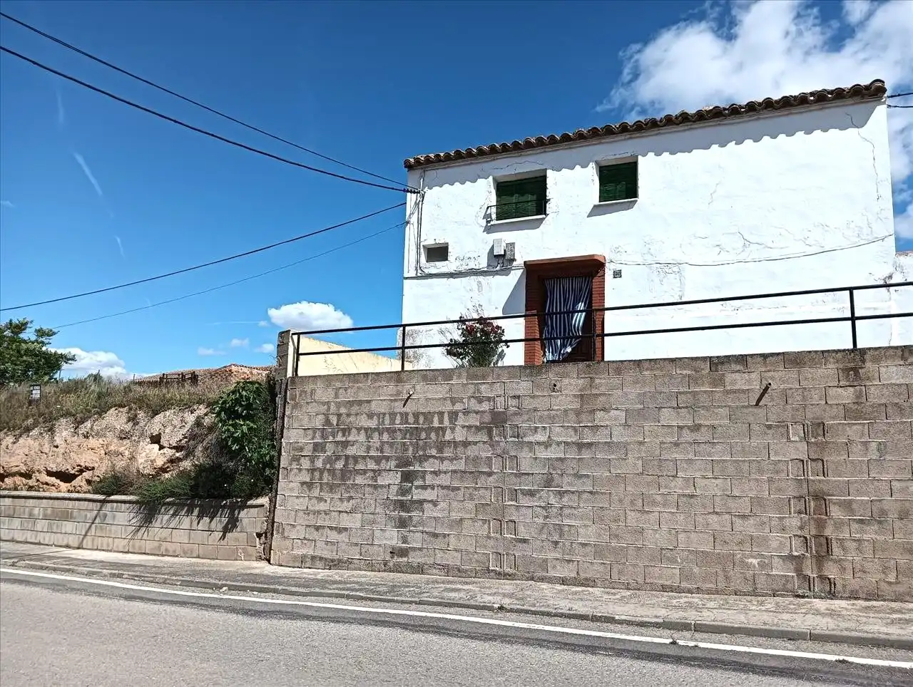 Vista exterior de Pis en venda en La Puebla de Híjar, Teruel