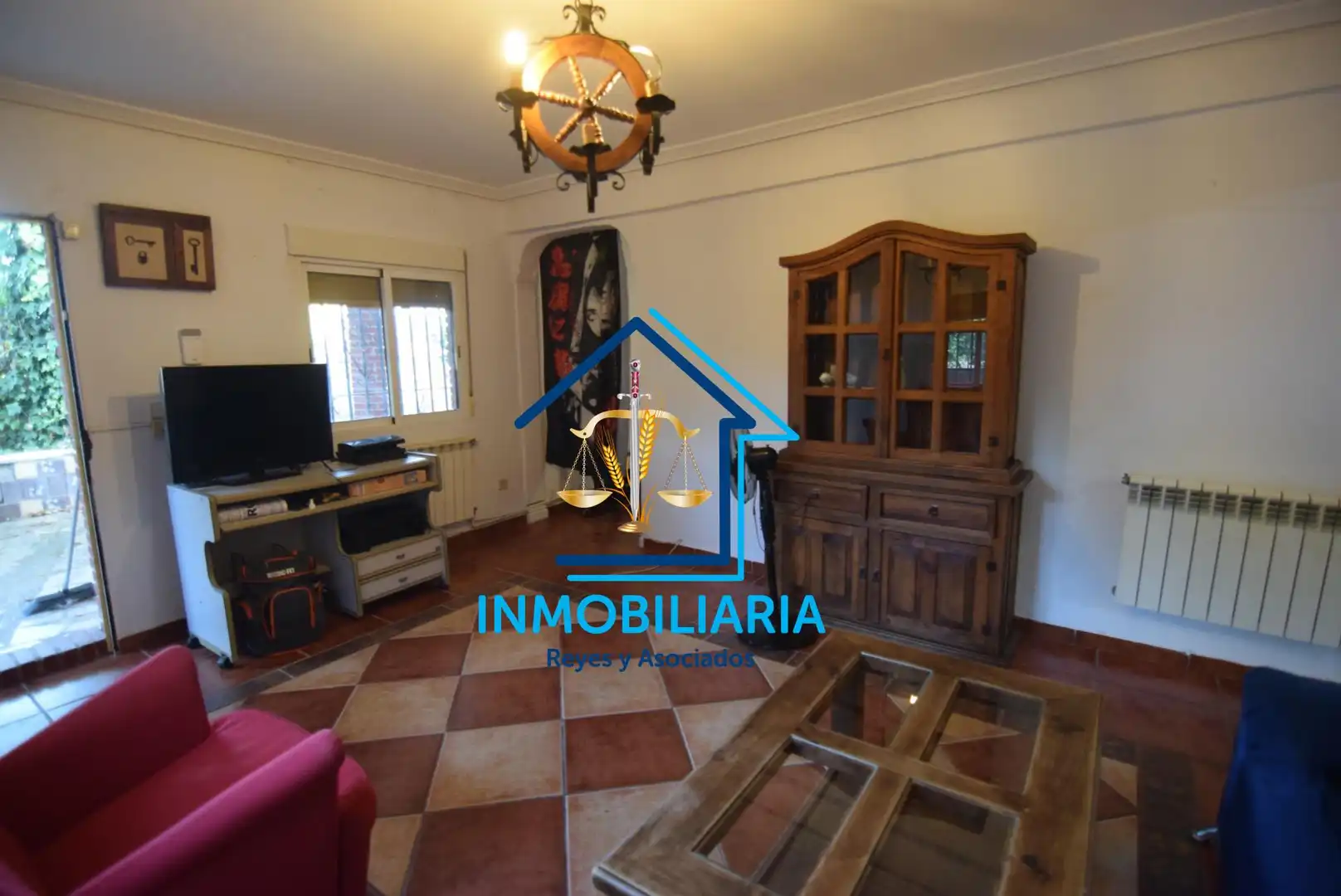 Sala d'estar de Pis en venda en Córdoba amb Aire condicionat, Moblat i Alarma